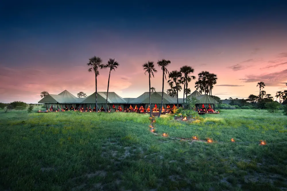 04 Jack's Camp - Main Area exterior