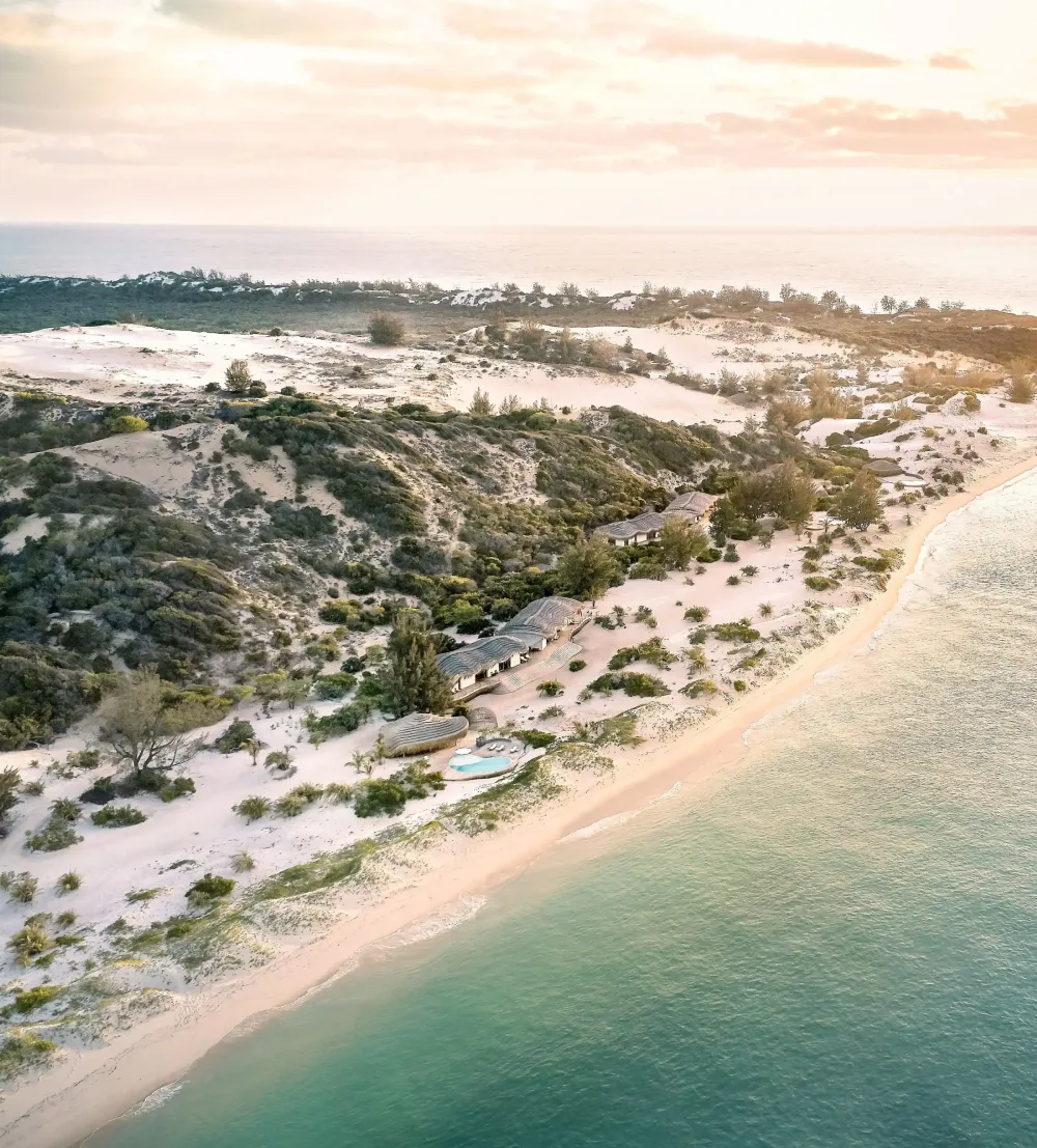 111238-root-hotel-setting-beach