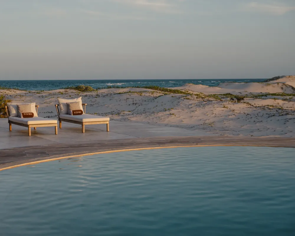 111286-root-pool-outdoor-pool