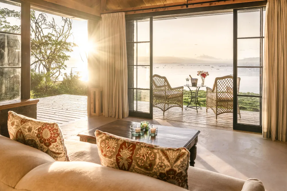 1739538520551_FR-Loldia-Luxuary-Suites-13