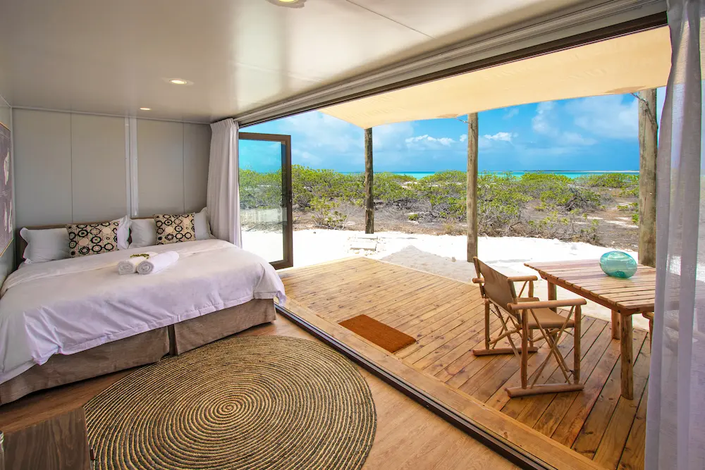 BlueSafari-cosmo-beach-cabanna-06