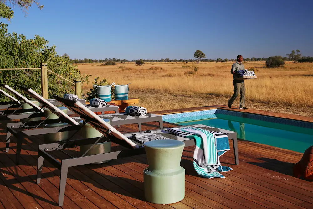 Bots_Tuludi_Swimming Pool 2