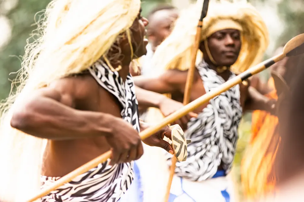 Singita Volcanoes National Park_Local dancers