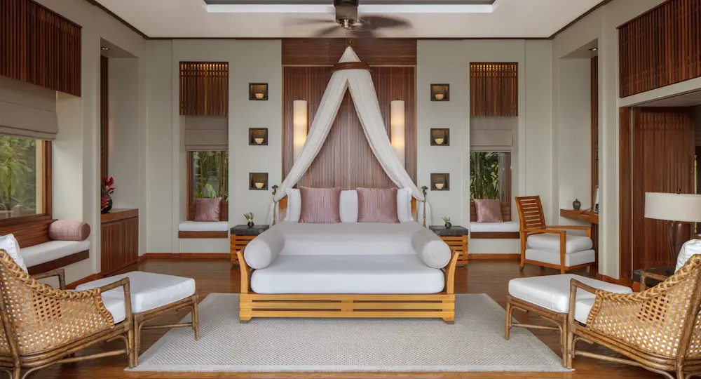 anantara_maia_seychelles_villas_guest_room_villa_bedroom_interior_1-crpd-1920x1037