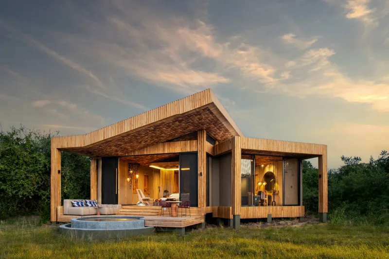 Tanzania-Grumeti-Serengeti-River-Lodge-Room-Suite-exterior _1_