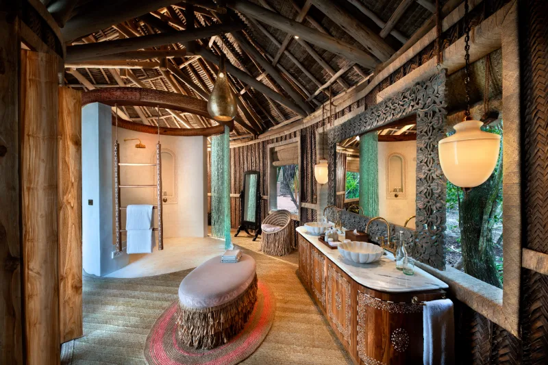 Zanzibar-Mnemba-Island-banda-bathroom _2_
